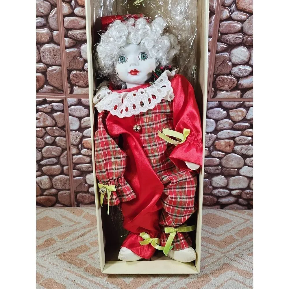 Vintage Musical Goebel Christmas Doll Clown Victoria Ashlea -Rare